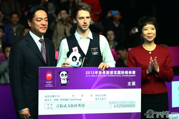 更是对他 更是对他